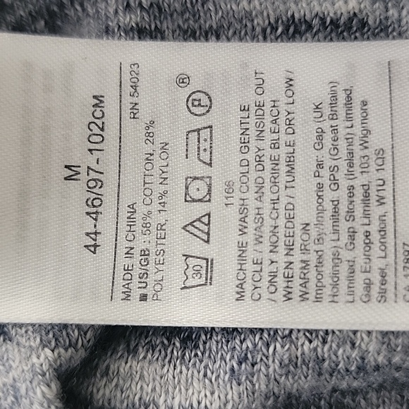 BANANA REPUBLIC SWEATER - Picture 3 of 3